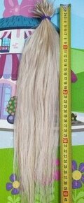 Ľudské blond keratínové vlasy 54 pramienkov, 40 cm