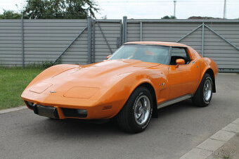 1977 Chevrolet Corvette 350 V8, 4-st manuál, orig. stav