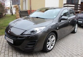 • MAZDA 3 1.6i, 77 kW, Benzín + LPG, r.v. 2010 •