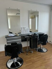 Predam šuplíkovú skrinku do kaderníctva alebo barber shopu