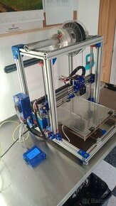 Predám 3D tlačiareň má 2 extrudery