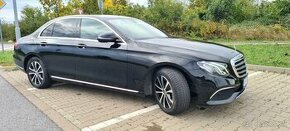 Mercedes E trieda  220d 4MATIC A/T  , 2020 , SK