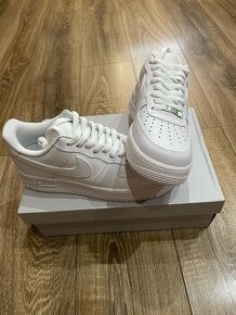 Nike Air Force 1 low, 42