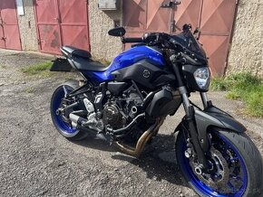 Yamaha MT-07 ABS, športový výfuk + 39L Kufor