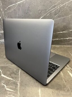 MacBook Pro 13 2022 v záruke