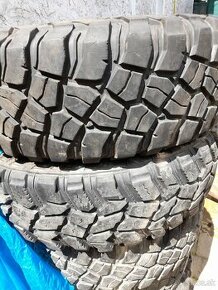 Pneu 245/70 R16