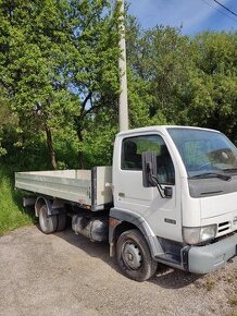 Nissan cabstar vyklápač