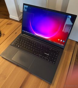 Predám notebook Asus za super cenu + nabíjačky a klávesnica