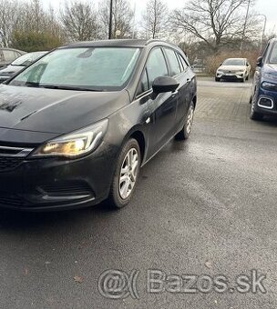 Opel Astra Sports Tourer 1.6 CDTI – výborný stav