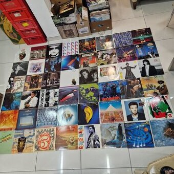 LP-čky...ALRM SIGNAL.U2,ELTON JOHN,TWISTED SISTER...