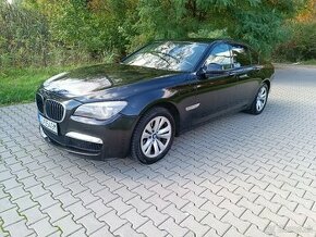 BMW 740D F01 - 1