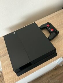 Playstation 4 - 1