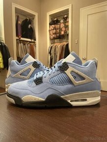 Air Jordan 4 - University Blue