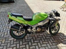 Kawasaki ZX6R na náhradné diely