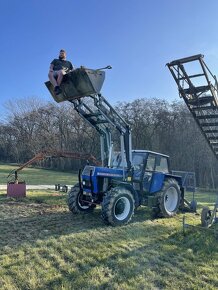 Zetor Crystal 12045 s čelným nakladačom