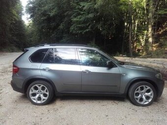 Predám BMW X5 E70