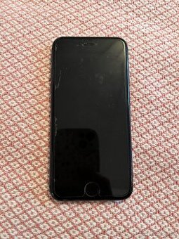 iPhone 8 64gb cierny