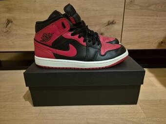 Air Jordan 1 MID veľ.42