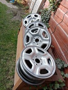 Plechové disky 5x114.3 r16 Dacia Duster