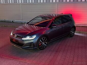 Volkswagen Golf GTI 2.0 TSI DSG Performance v ZÁRUKE