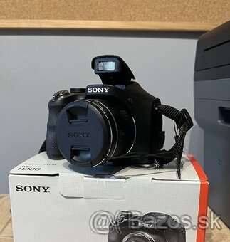 Sony Cybershot s príslušenstvom