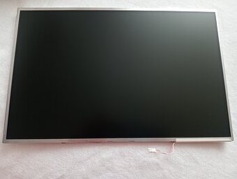 predám 15,4" display CCFL 30pin LTN154X3 - 1