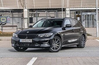 BMW Rad 3 Touring 320d xDrive A/T