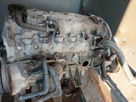 Nissan patrol y61 2.8 td motor