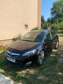 Opel Astra J Sport Tourer 1.7 DTR