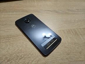 Ultratenka Motorola z3 play s pridavnou baterkou telefon v s - 1