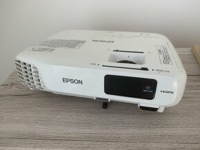 Epson EB-X18 3LCD