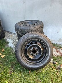 Plechové disky +Zimne pneu Michelin 195/65 R15 5x120