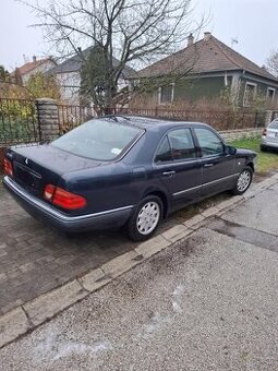 Mercedes E200 elegance w210