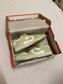 Nike Dunk Low (44.5)