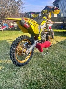 Suzuki RMZ 450 - 1