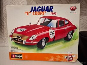 Bburago 1:18 KIT Jaguar E COUPE