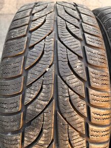 205/55R16 Paxaro zimne