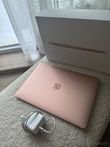 Apple Macbook Air 13” / 256GB / 8GB RAM