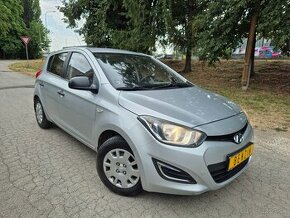 ===Hyundai i20===