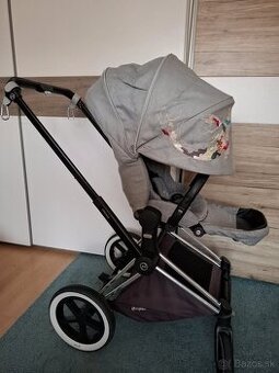 Cybex priam platinum koi