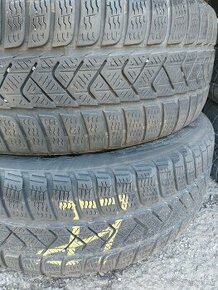 Predam zimne pneu 4x 215/5517 Pirelli