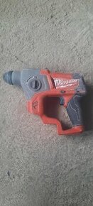 Milwaukee M12