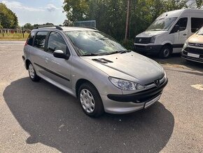 Rozpredám na diely Peugeot 206 SW 1.4 HDI