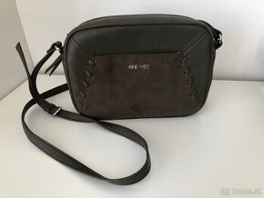 Crossbody kabelka Nine West