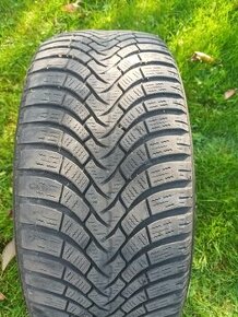 Falken EuroWinter HS01 235/45 R18 98V