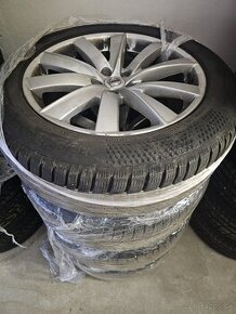 Komplet sada Volvo so zimnymi pneu Continental 235/55 R19