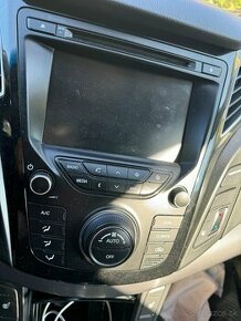 Rádio Hyundai i40