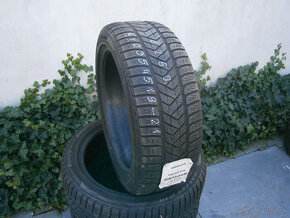 Predám 4x zimné pneu Pirelli 235/45 R19 99VXL