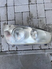 Ford C-max PP svetlo  LIFT  pasuje od-06/2007-12/2010