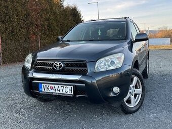 Toyota RAV4 2.2 D-4D 135 Sol